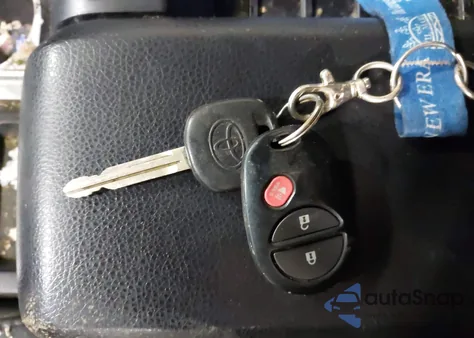 2014 Toyota Tundra Sr5 5.7L V8 z USA, uszkodzony, nr VIN 5TFDY5F18EX380940